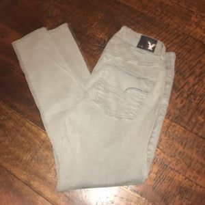 American Eagle army green colored skinny jeans